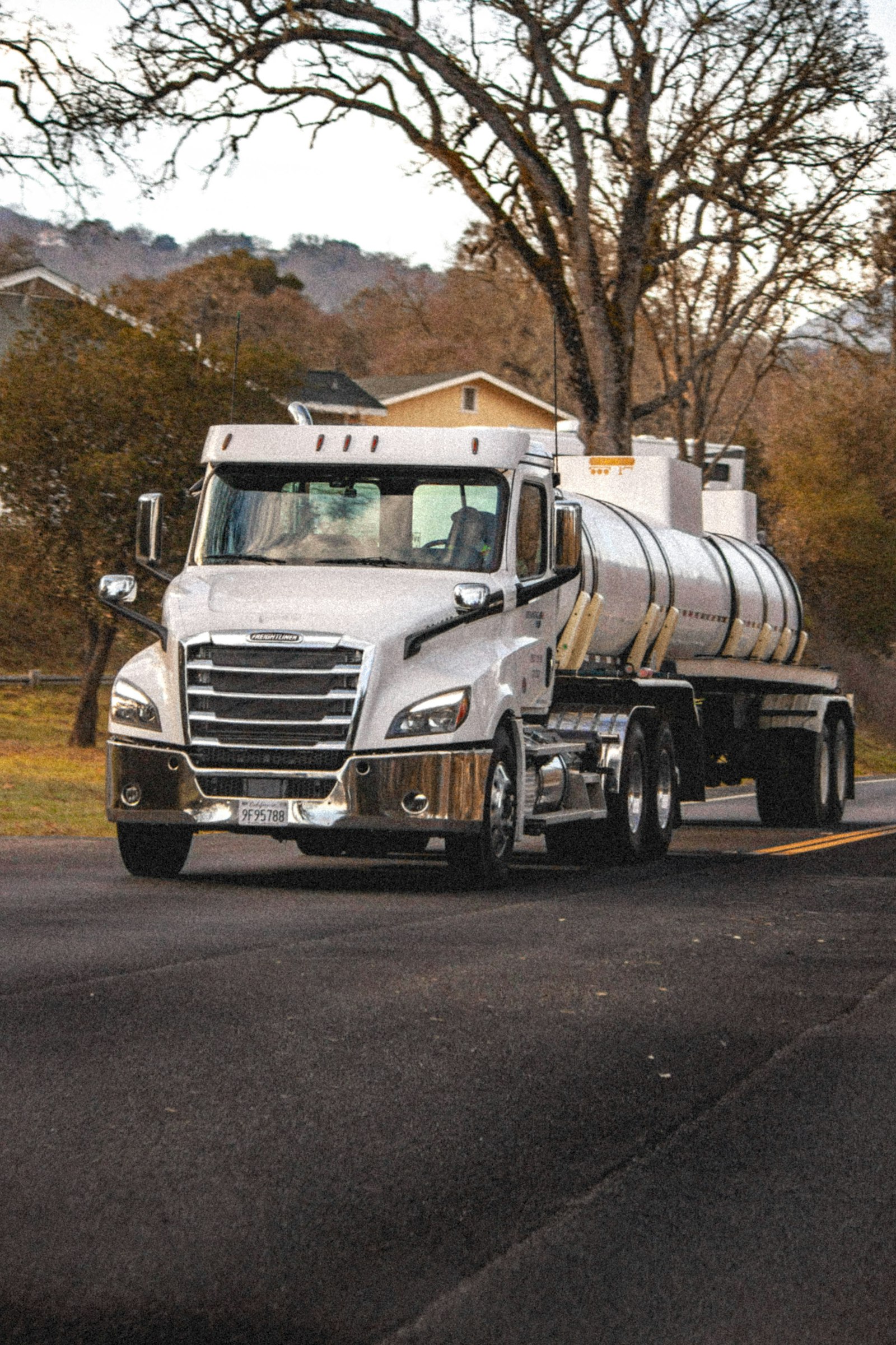 From Quote to Cash: Why Moving Companies Are Replacing Their Toolbox With One Platform